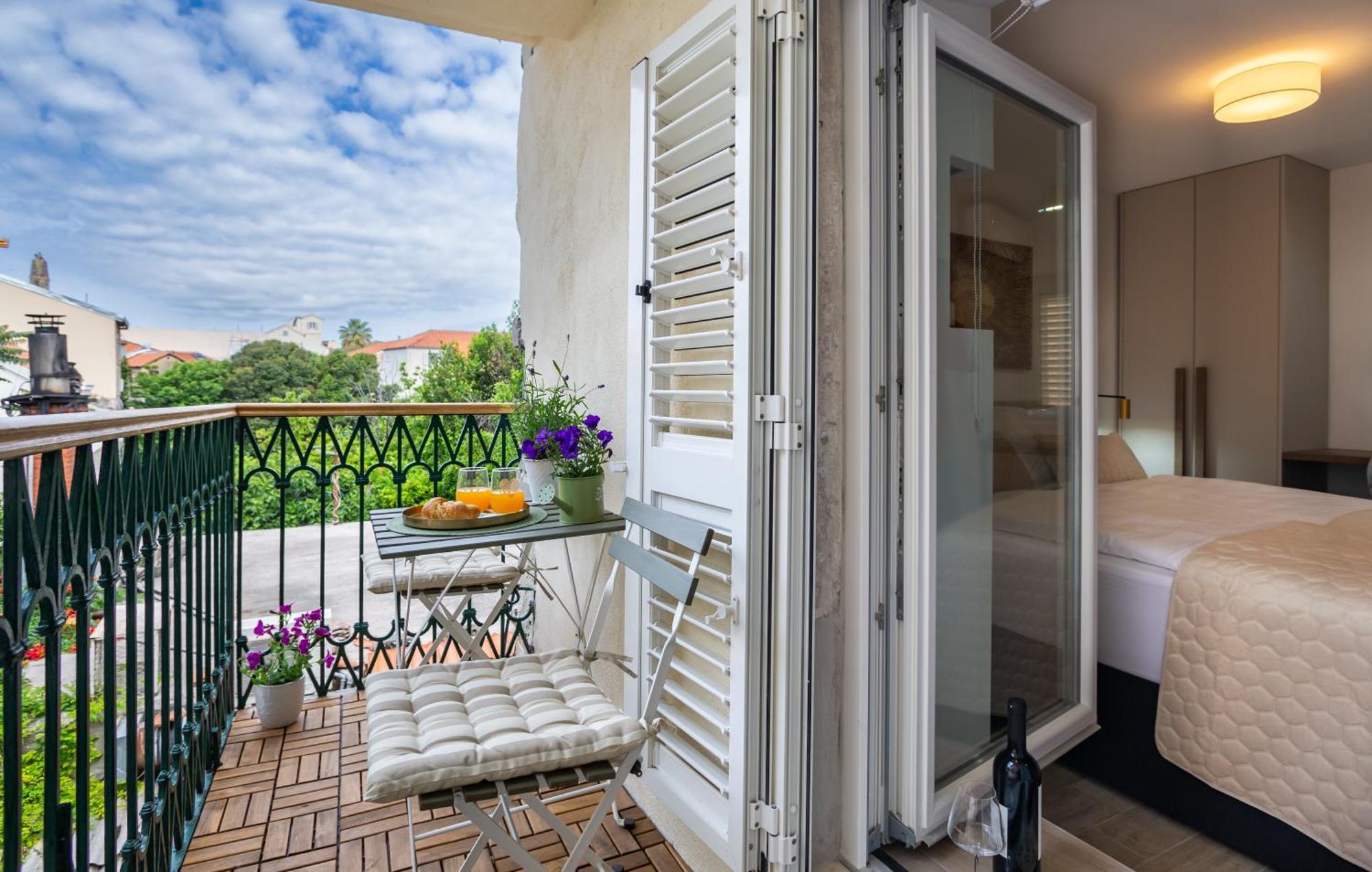 Luxury Lifestyle Rooms Сплит Екстериор снимка