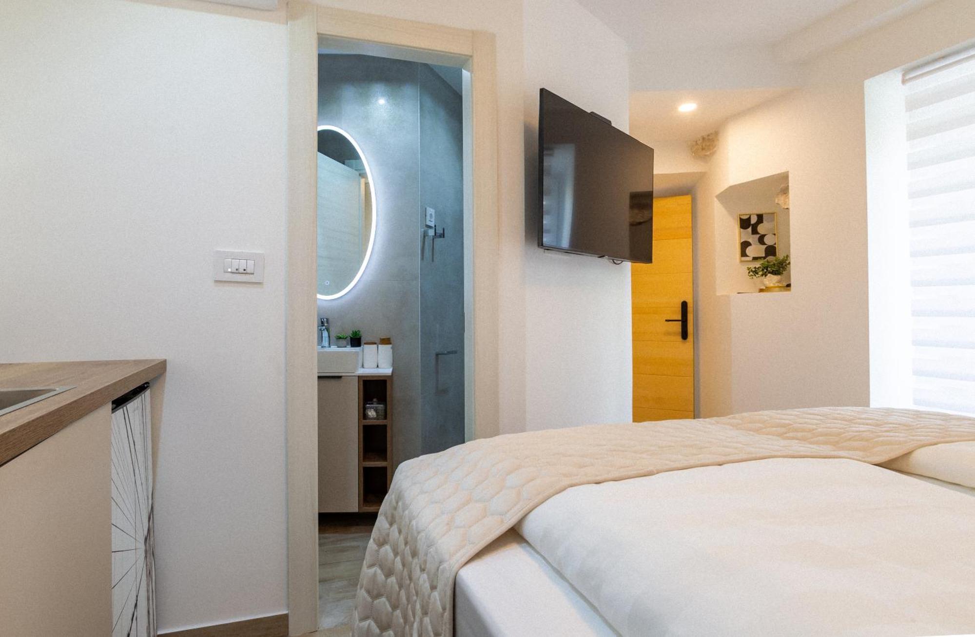 Luxury Lifestyle Rooms Сплит Екстериор снимка